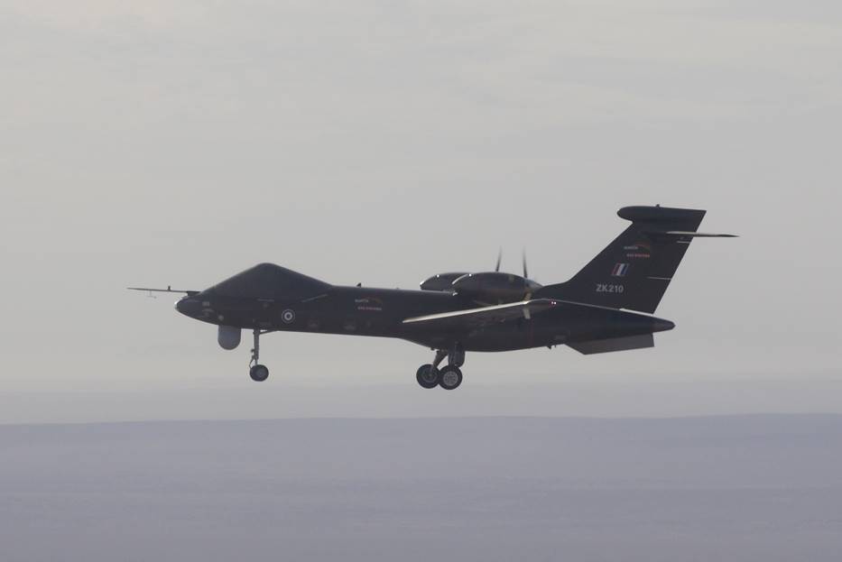 https://www.aeroplans.fr/images/aeroplans/drones/mantis/20091021_bae_woomera_023.jpg